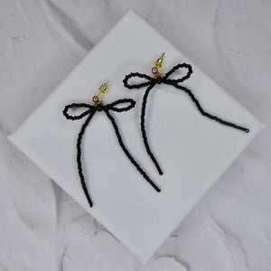 The Noya Bow in Black (Gold)