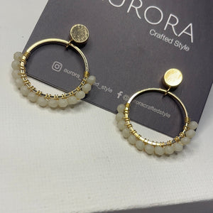 Semicircles in White Quartz (Gold)